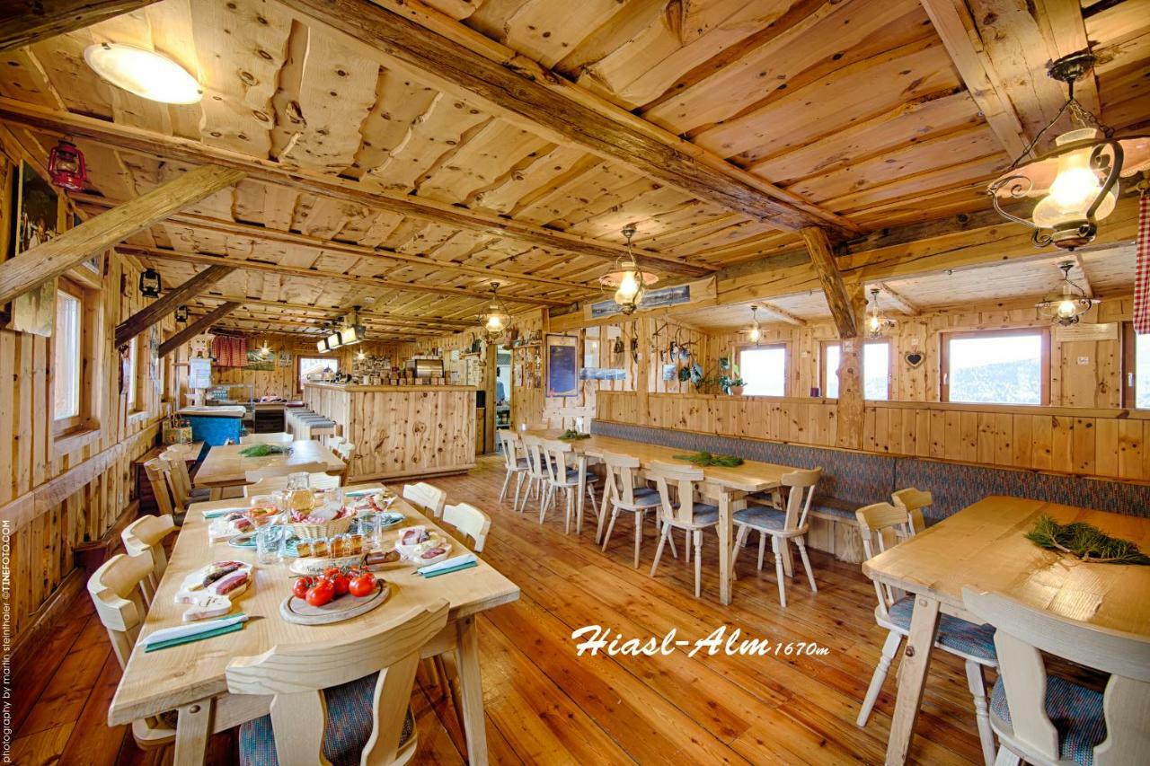 Hotel Hiasl Zirbenhuette à Hochrindl Extérieur photo