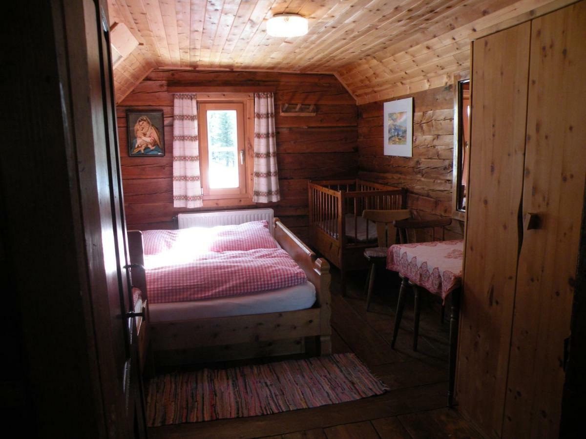 Hotel Hiasl Zirbenhuette à Hochrindl Extérieur photo