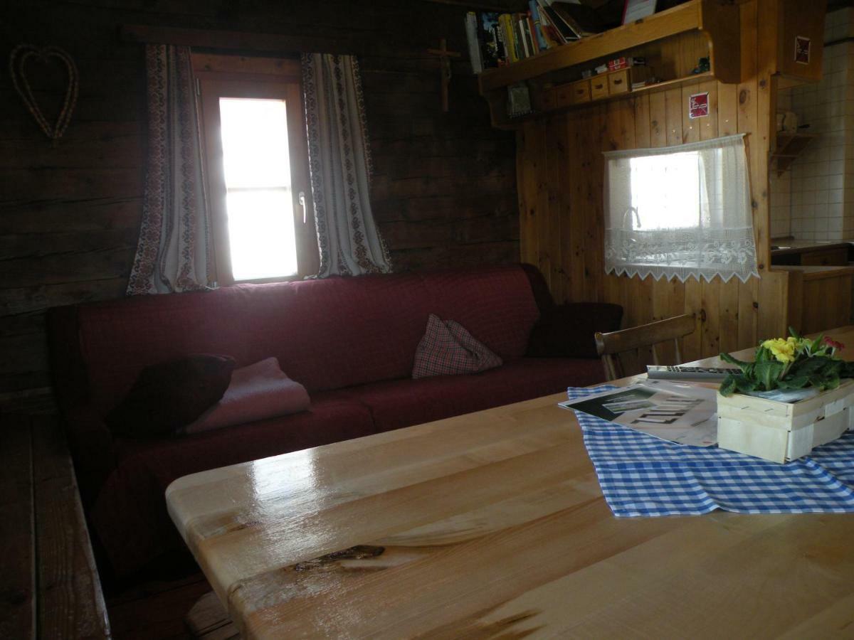 Hotel Hiasl Zirbenhuette à Hochrindl Extérieur photo